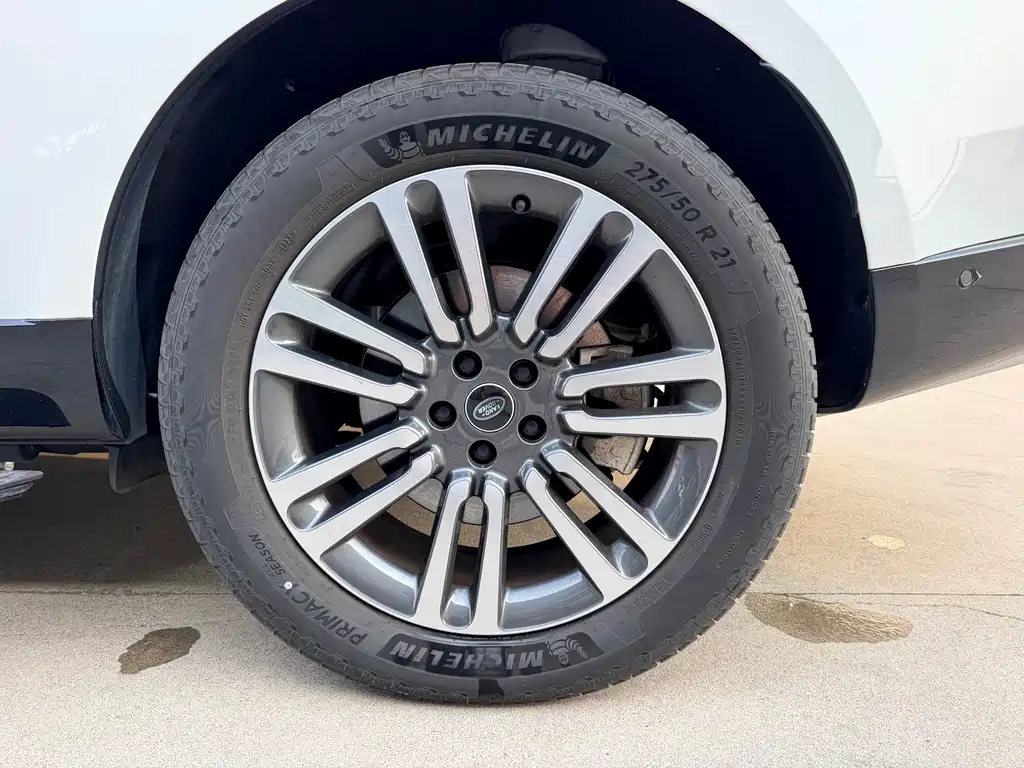 Land Rover Range Rover — миниатюра 16