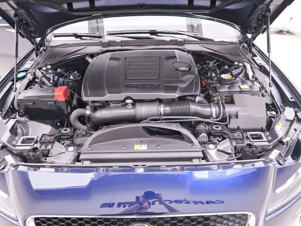 Jaguar XFL — миниатюра 24