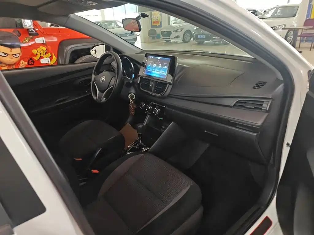Toyota Vios FS — миниатюра 13