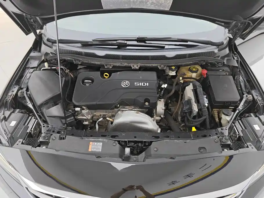 Buick Verano — миниатюра 10