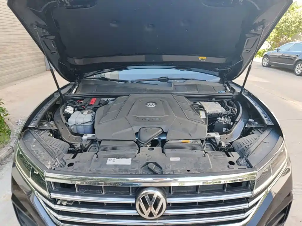Volkswagen Touareg — миниатюра 20