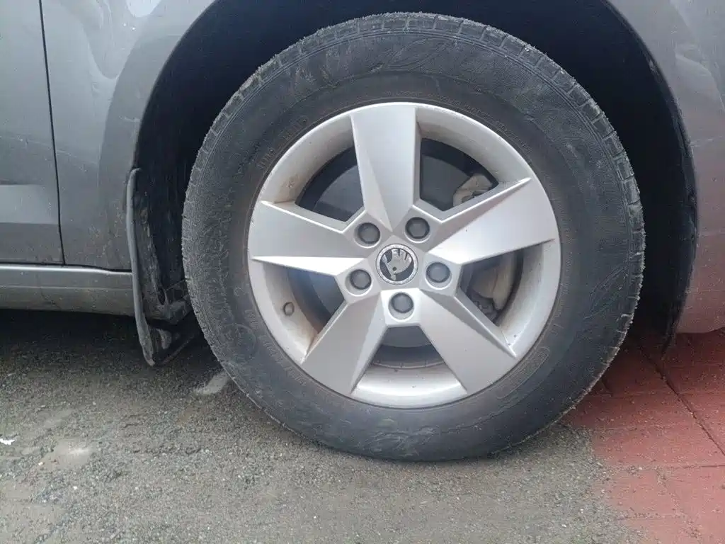 Skoda Octavia — миниатюра 8
