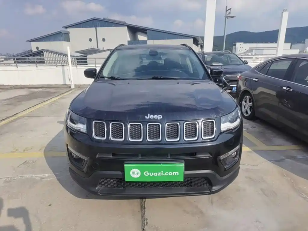 Jeep Compass — миниатюра 3