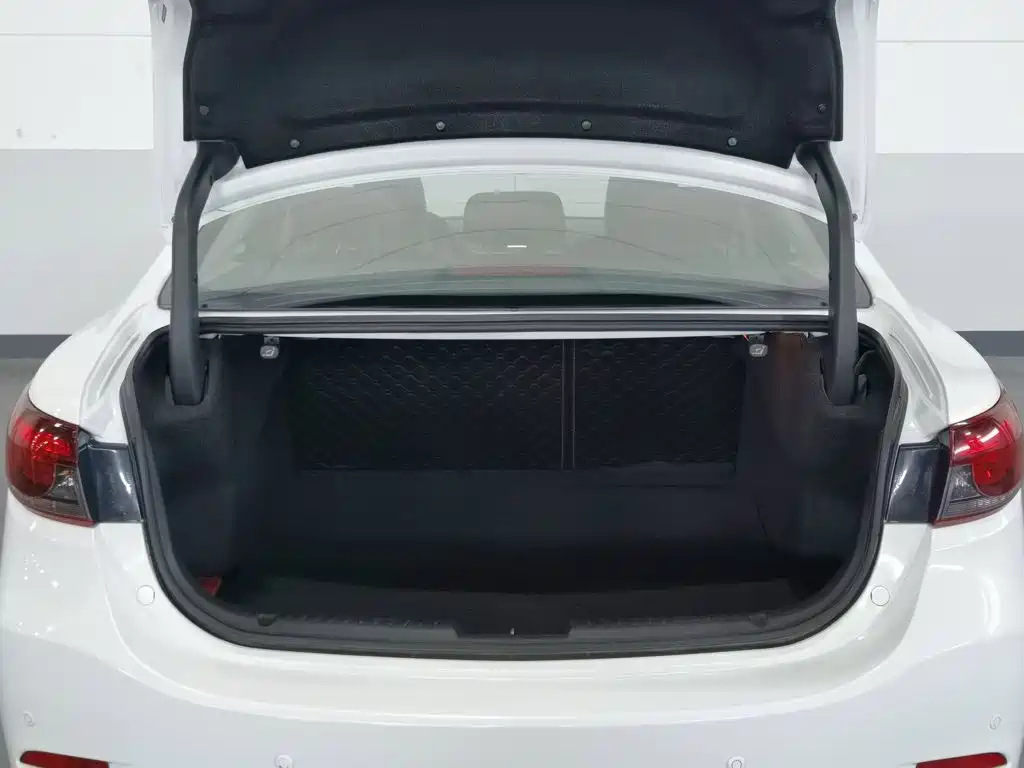 Mazda Atenza — миниатюра 16