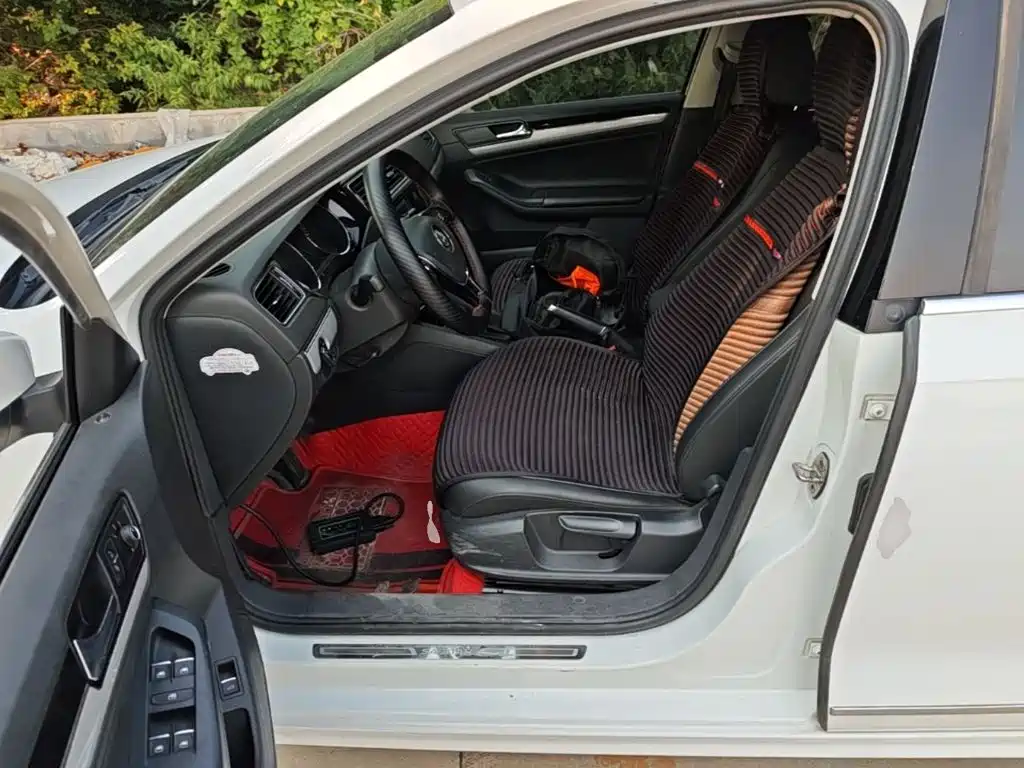 Volkswagen Sagitar — миниатюра 15