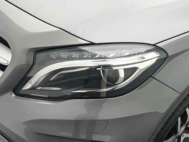 Mercedes-Benz GLA — миниатюра 13