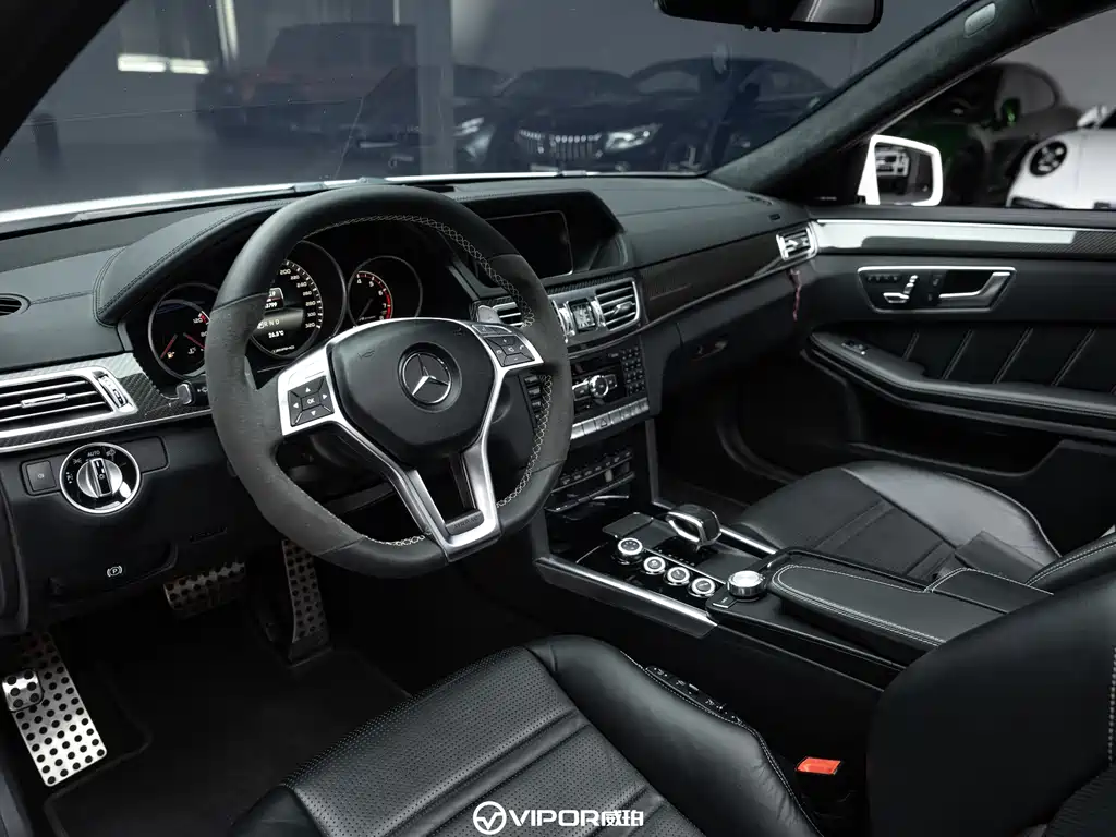 Mercedes-Benz E-Class AMG — миниатюра 6
