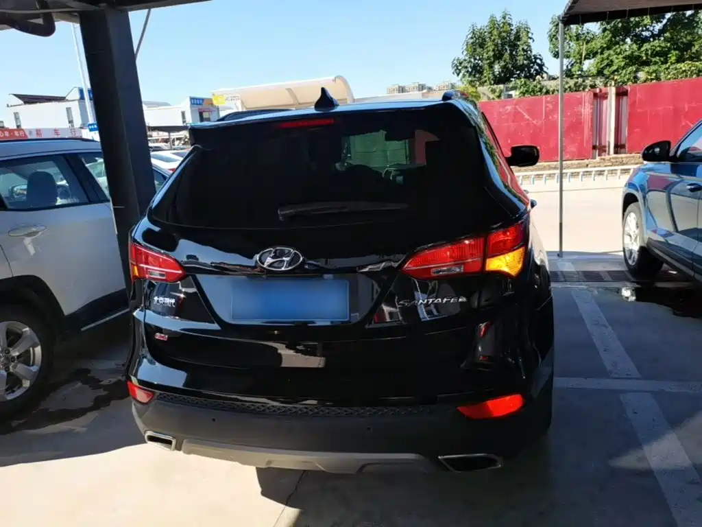 Hyundai Santa Fe — миниатюра 6