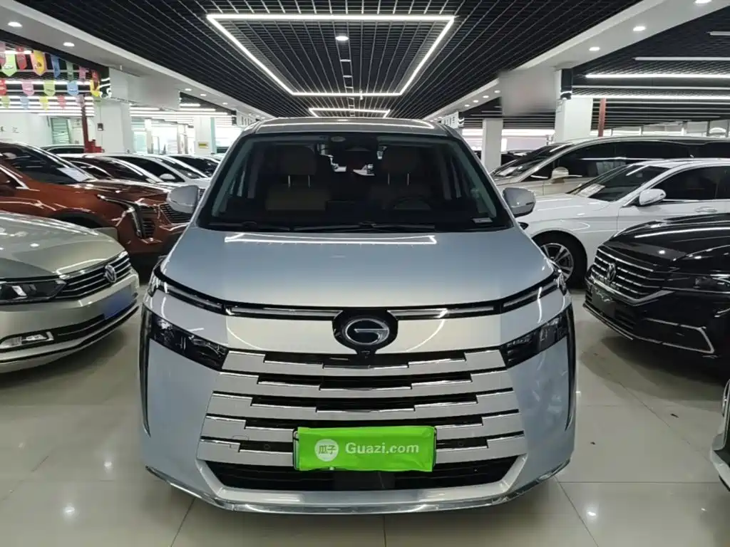 GAC Motor Trumpchi E8 PHEV — миниатюра 3