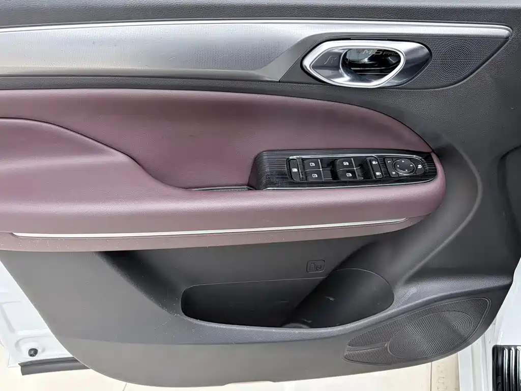 GAC Motor Trumpchi M6 — миниатюра 7