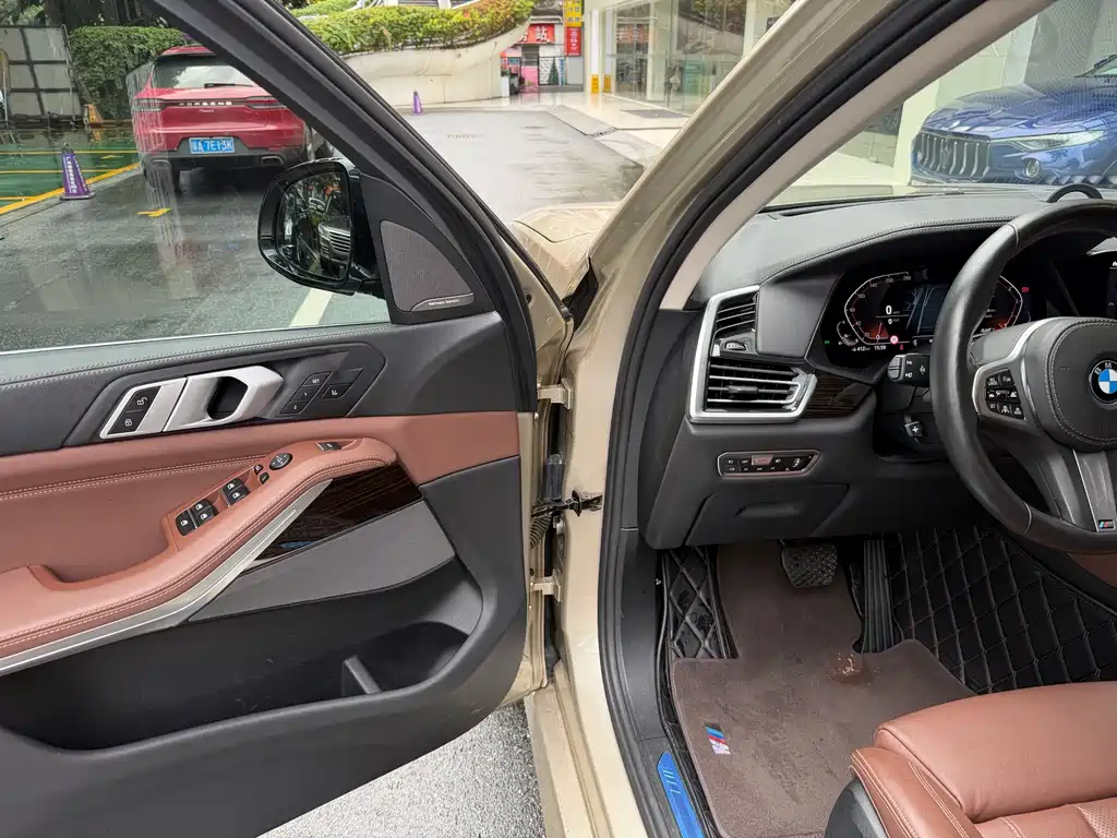 BMW X5 (Import) — миниатюра 22
