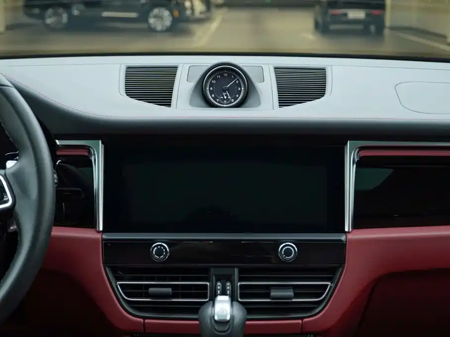 Porsche Macan — миниатюра 18