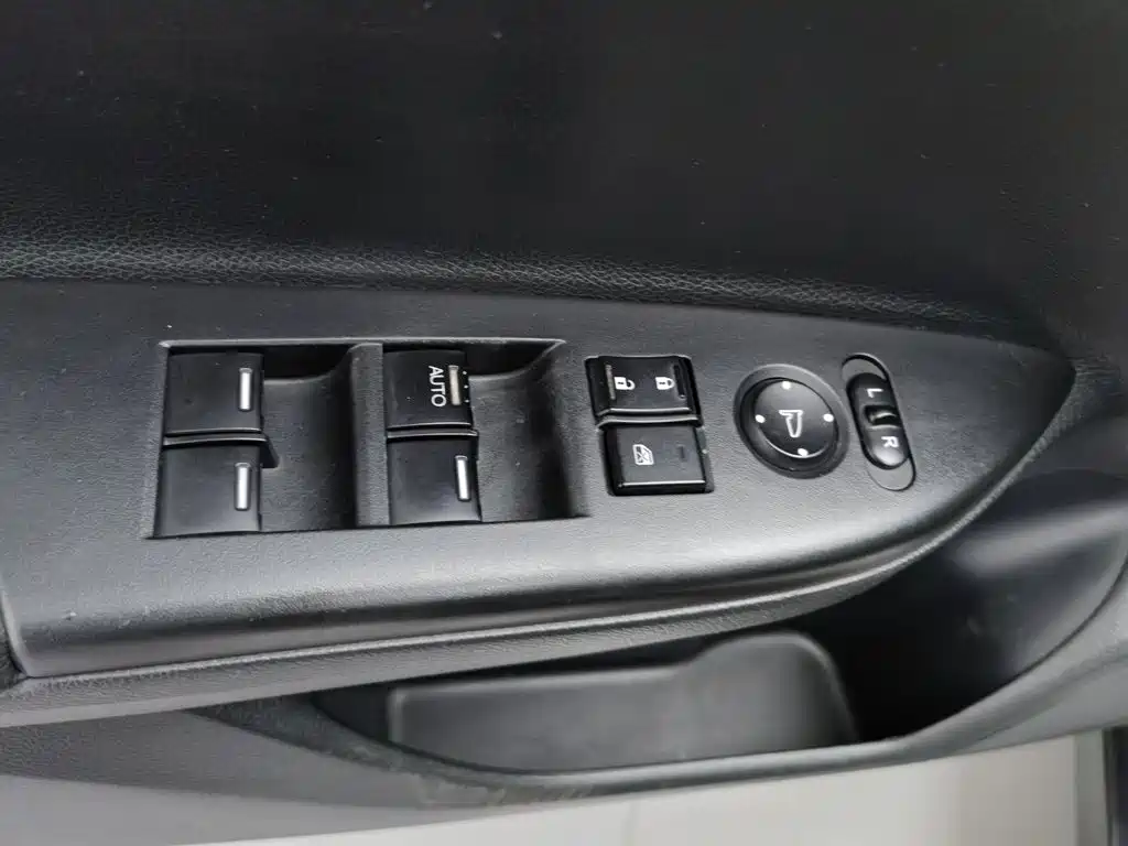 Honda Accord — миниатюра 9