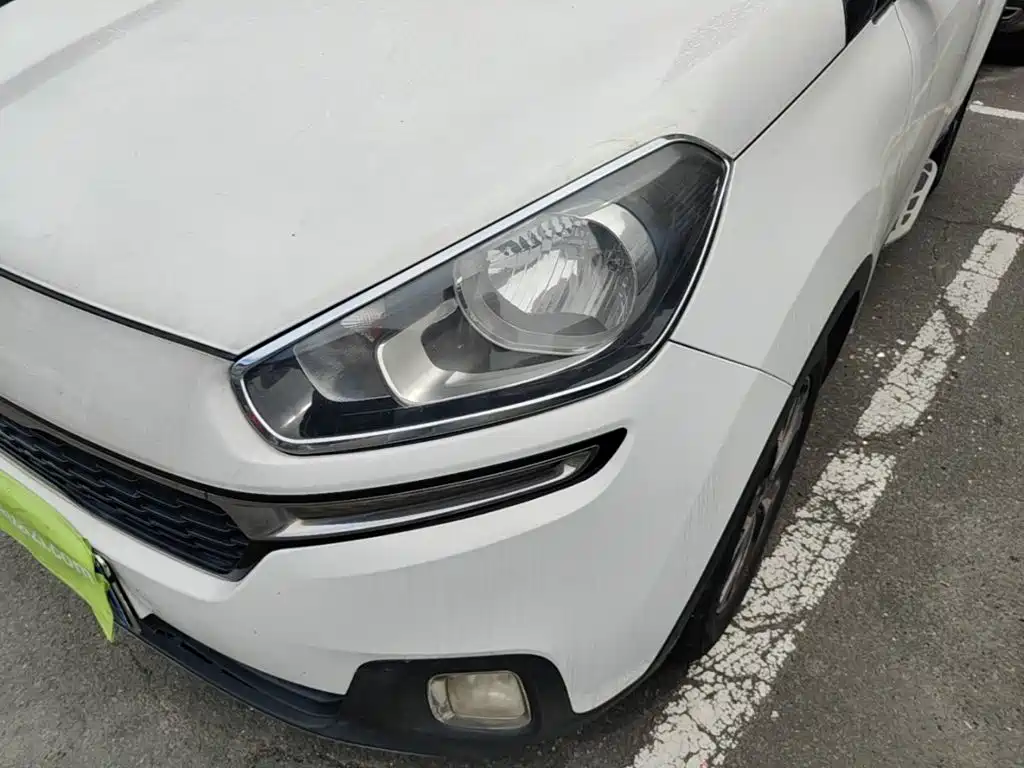 Kia KX3