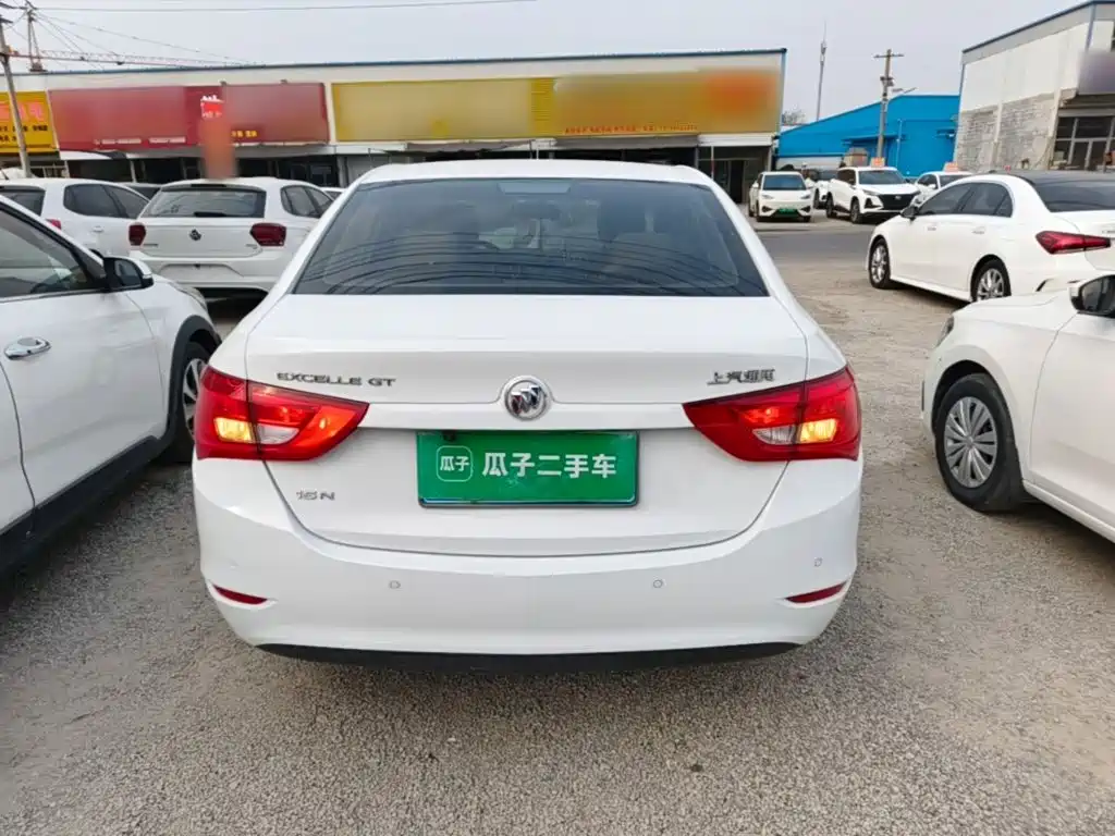 Buick Excelle — миниатюра 6