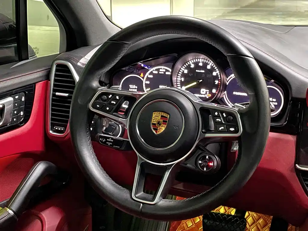 PORSCHE CAYENNE NEW ENERGY