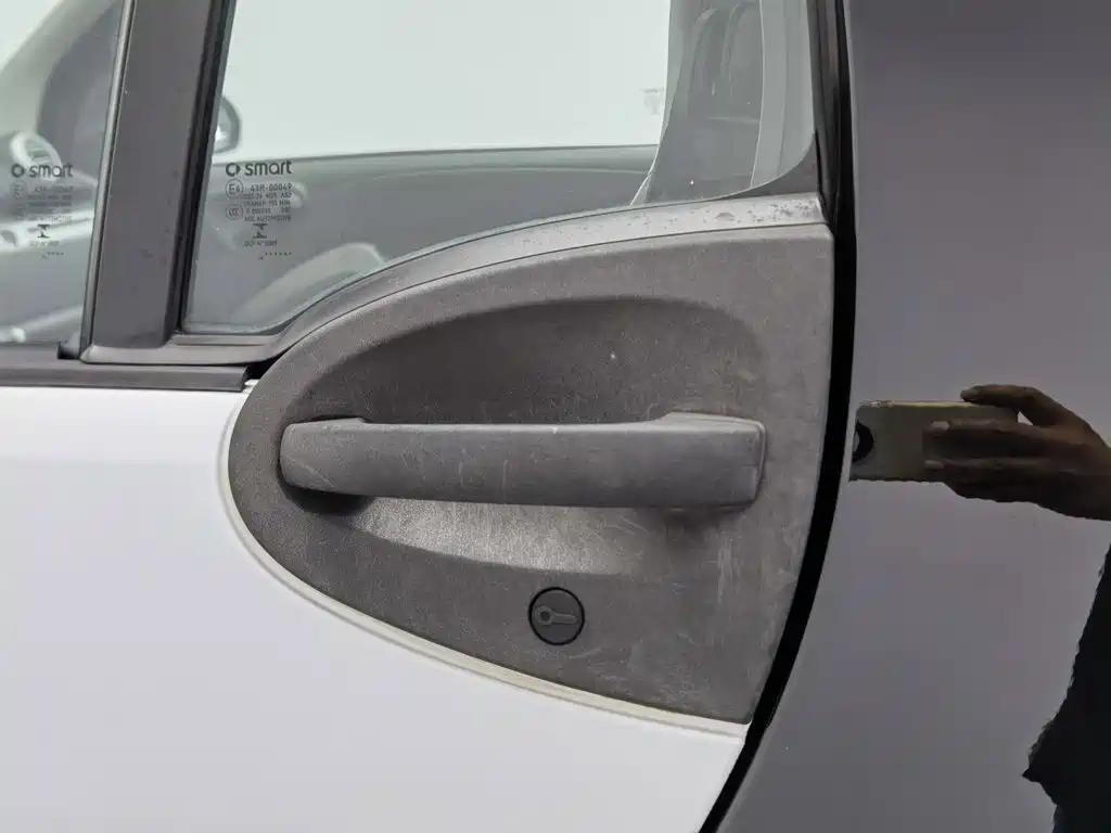 smart Smart Fortwo — миниатюра 18