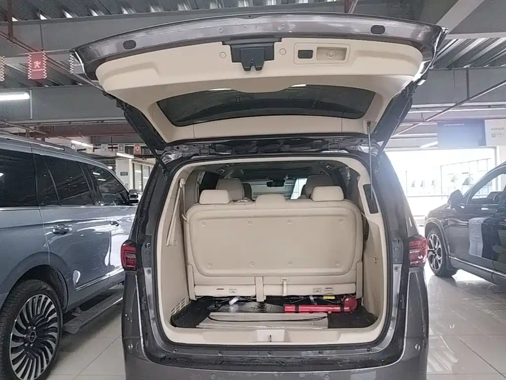 Buick GL8 — миниатюра 19