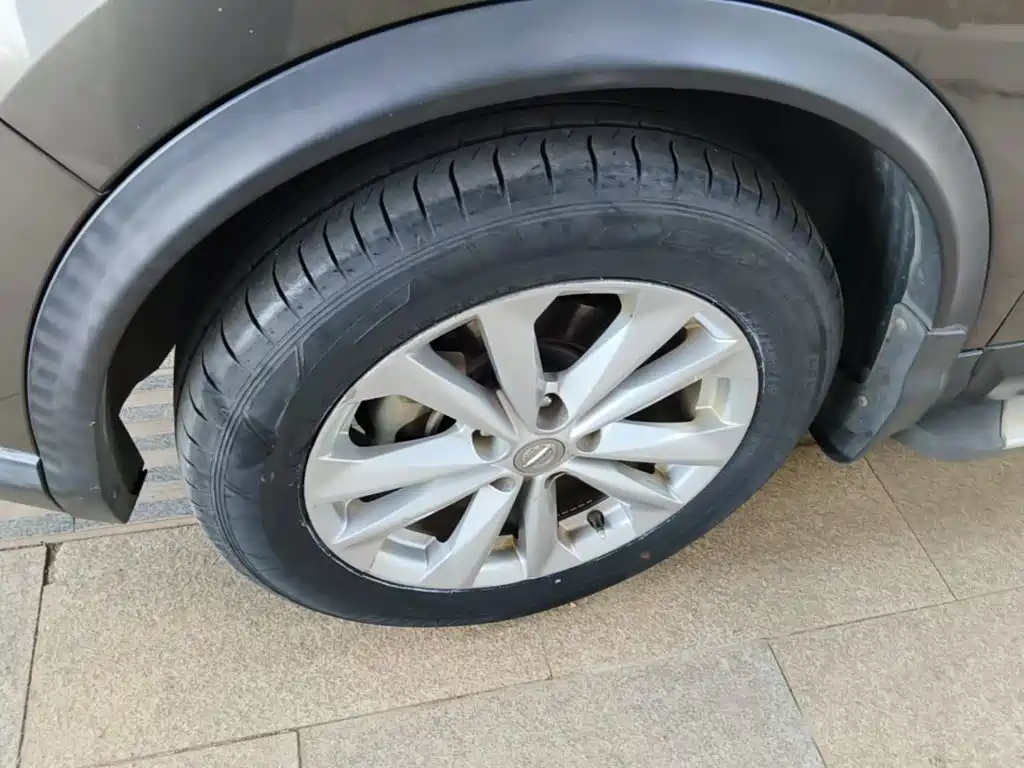 Nissan Qashqai — миниатюра 23