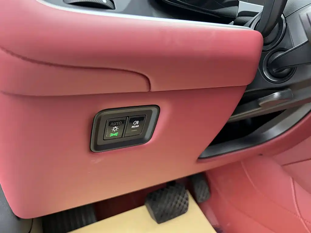 Porsche Cayenne — миниатюра 36