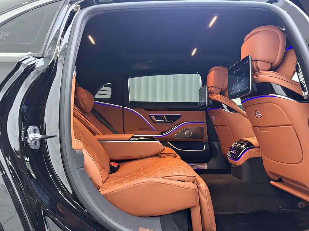 Mercedes-Benz S-Class — миниатюра 14