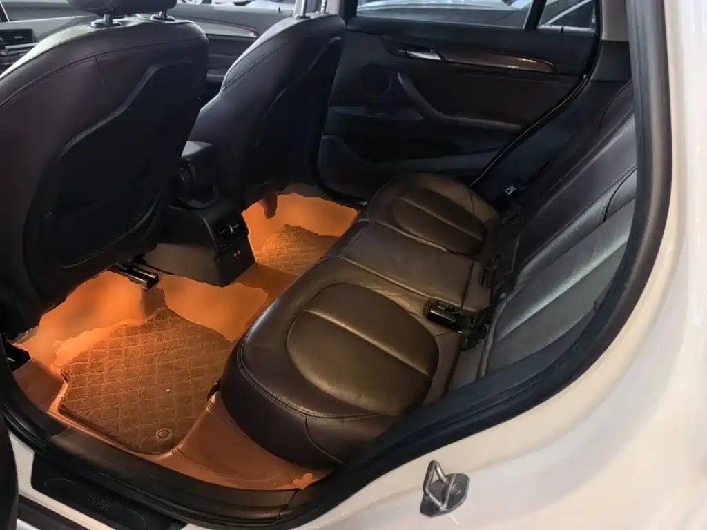 BMW X1 — миниатюра 17