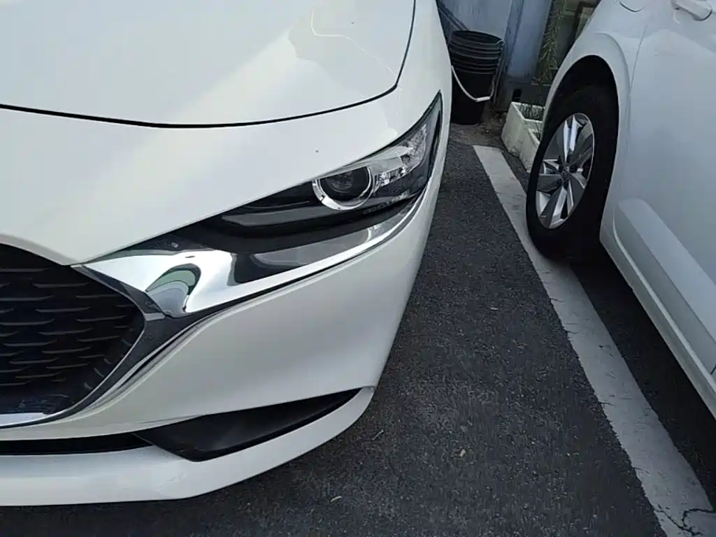Mazda 3 Axela — миниатюра 24