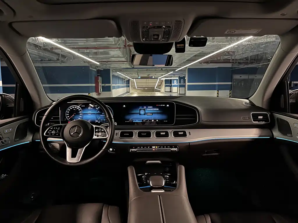 Mercedes-Benz GLE (Import) — миниатюра 23
