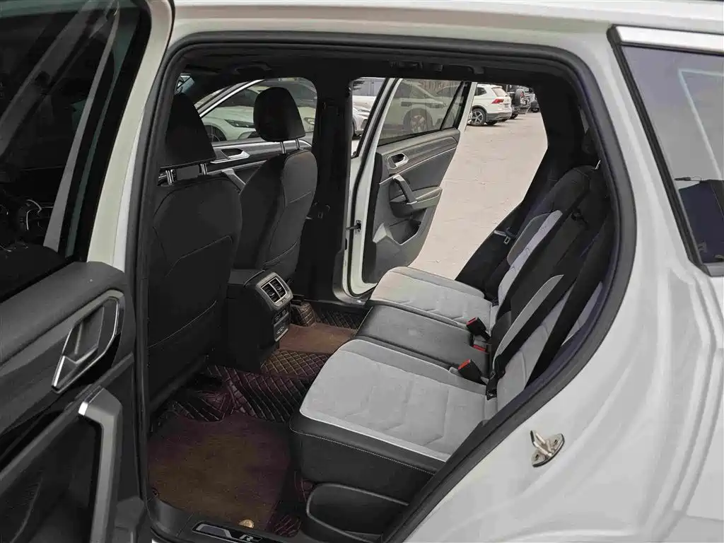 Volkswagen Tayron — миниатюра 7