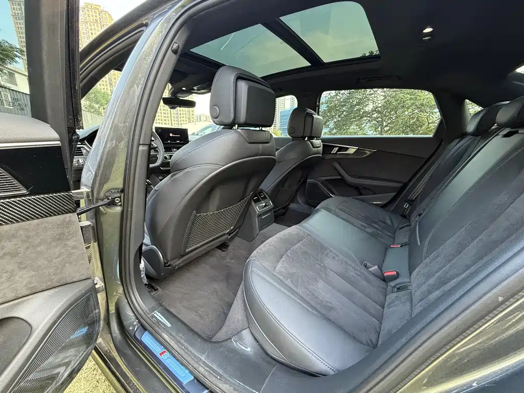 Audi A4L — миниатюра 8