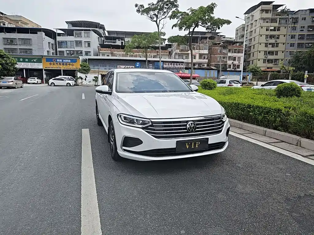 Volkswagen Lavida — миниатюра 3