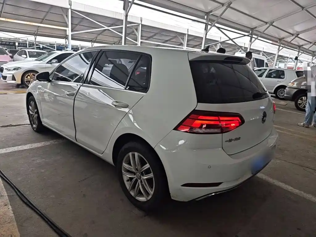 Volkswagen Golf — миниатюра 5