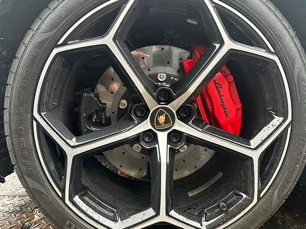 Lamborghini Huracán — миниатюра 13