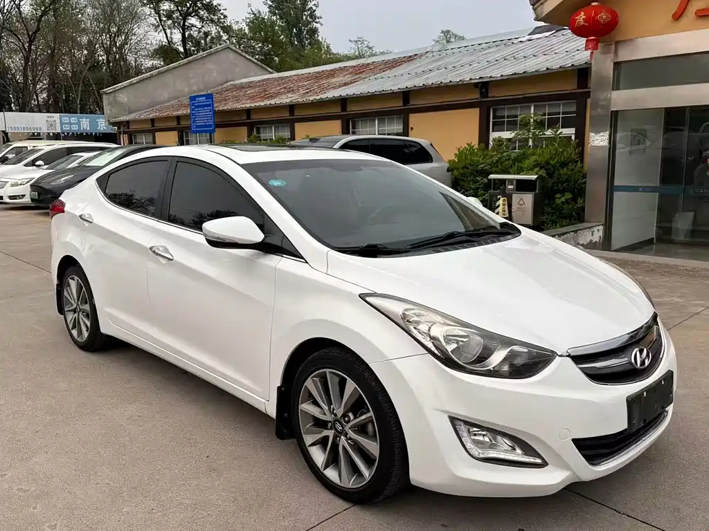 Hyundai Elantra Langdong 1.6L Auto Leading Type, фото 3