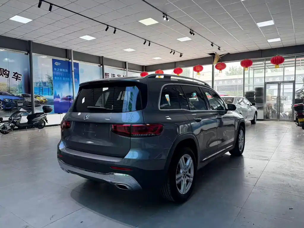 Mercedes-Benz GLB — миниатюра 9