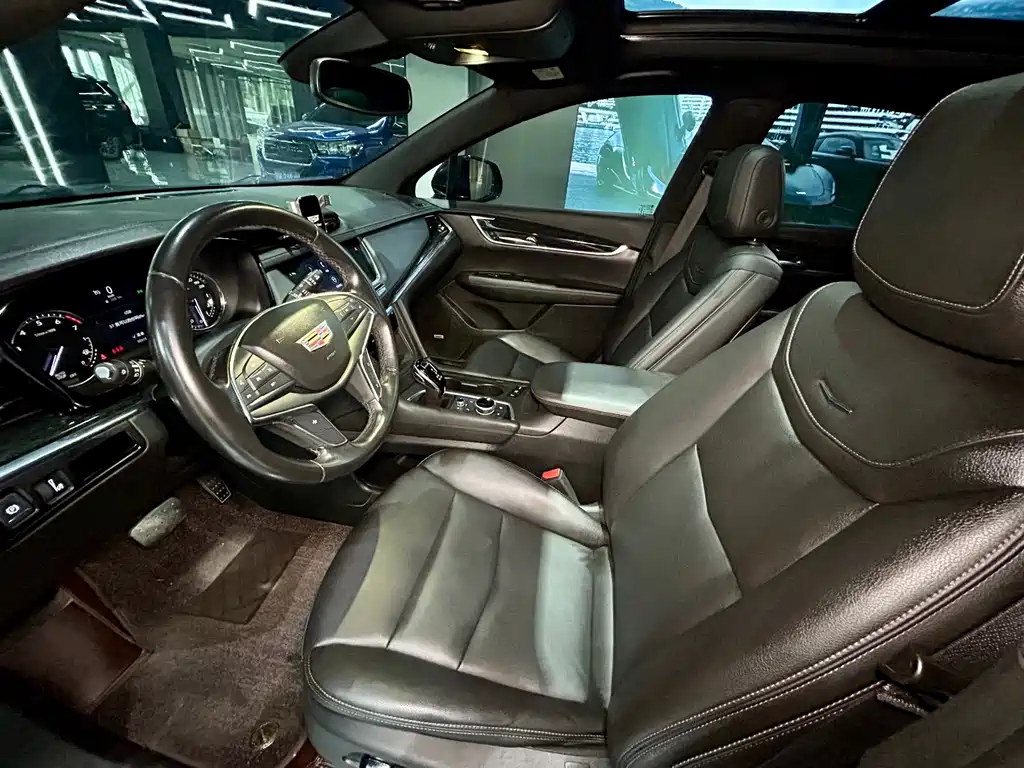 Cadillac XT5 — миниатюра 9