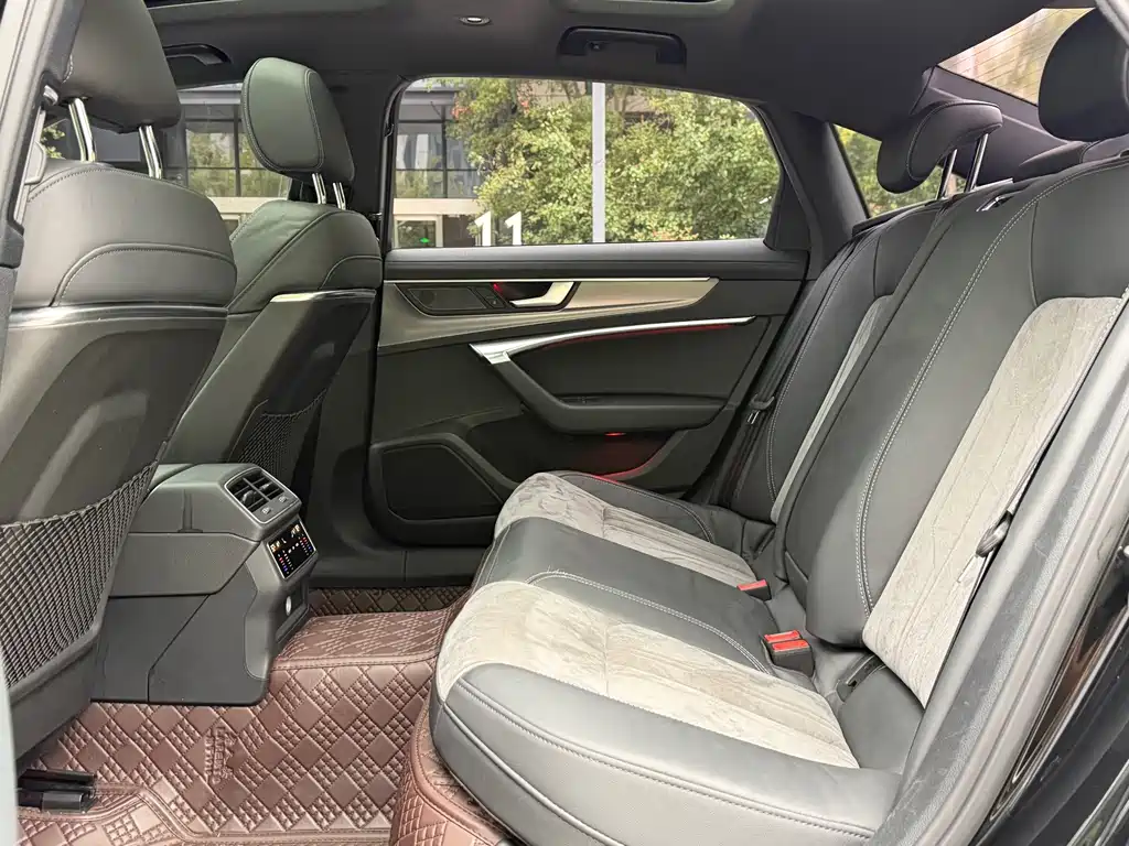 Audi A6L — миниатюра 8