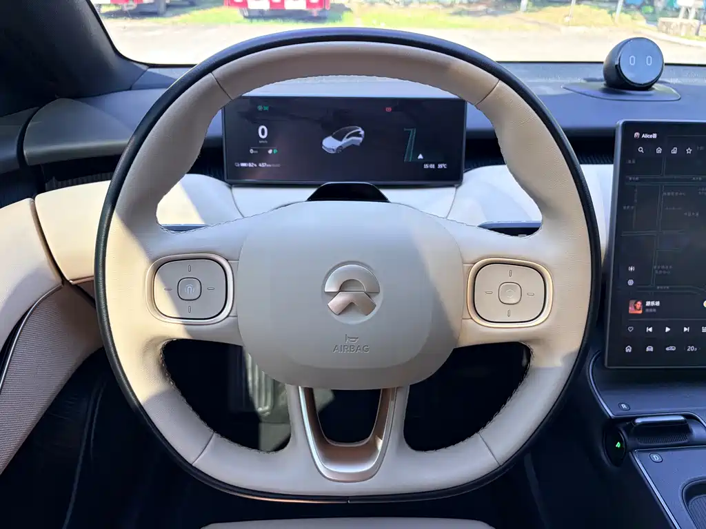 NIO ET5T — миниатюра 14