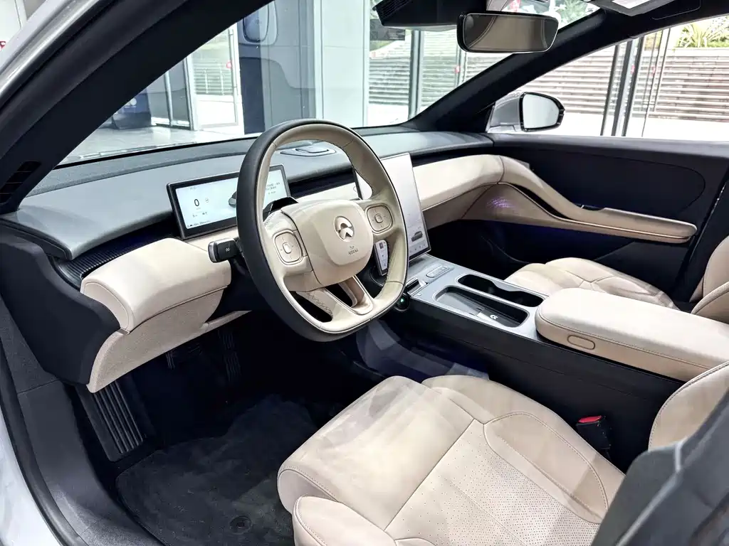 NIO ET5T — миниатюра 6