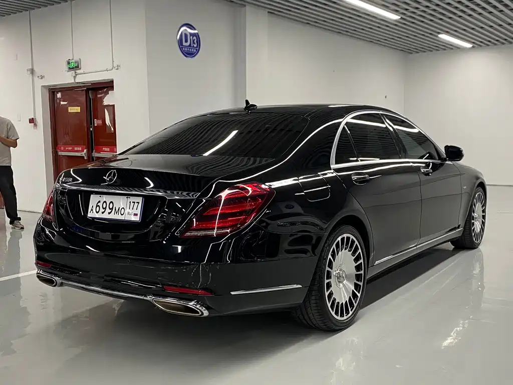 Mercedes-Benz S-Class — миниатюра 14