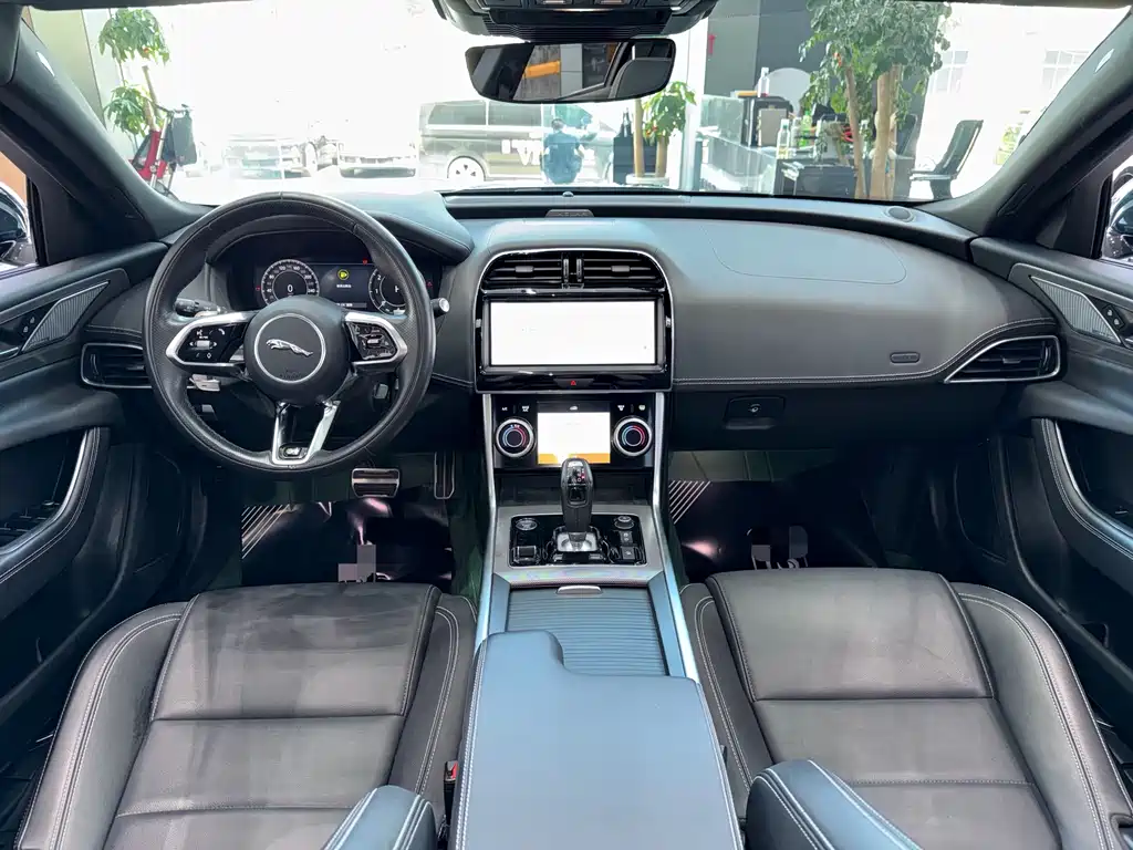 Jaguar XEL 2024 2.0T 250PS R-DYNAMIC S Sport