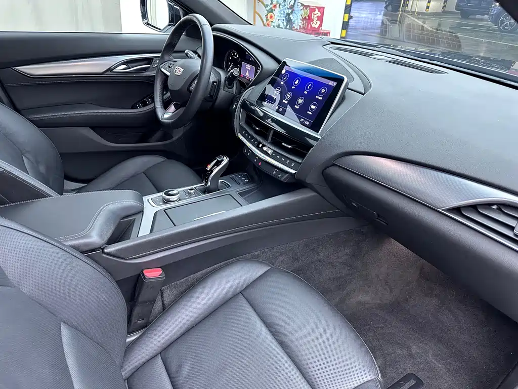 Cadillac CT5 — миниатюра 10