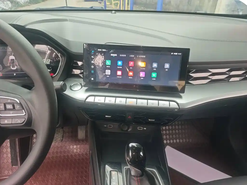 MG MG5 — миниатюра 13
