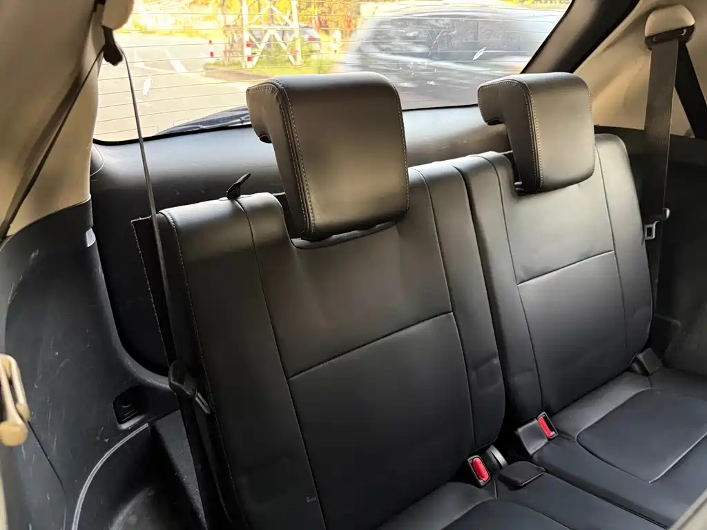 Mitsubishi Outlander — миниатюра 12
