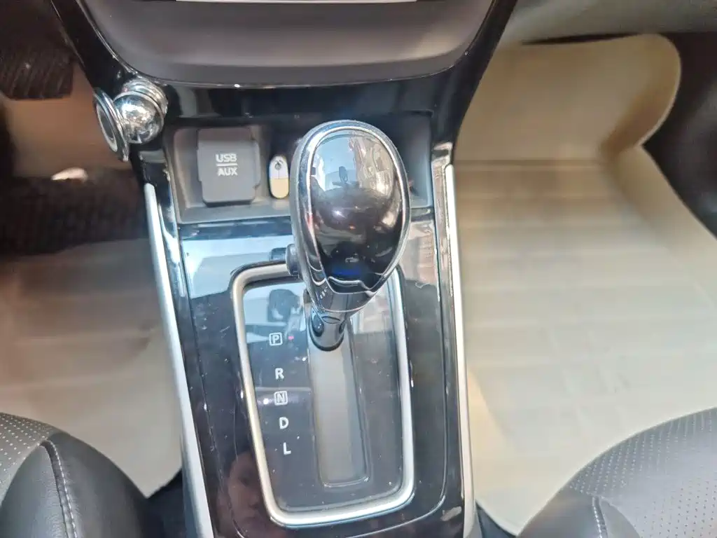 Nissan Sylphy — миниатюра 10