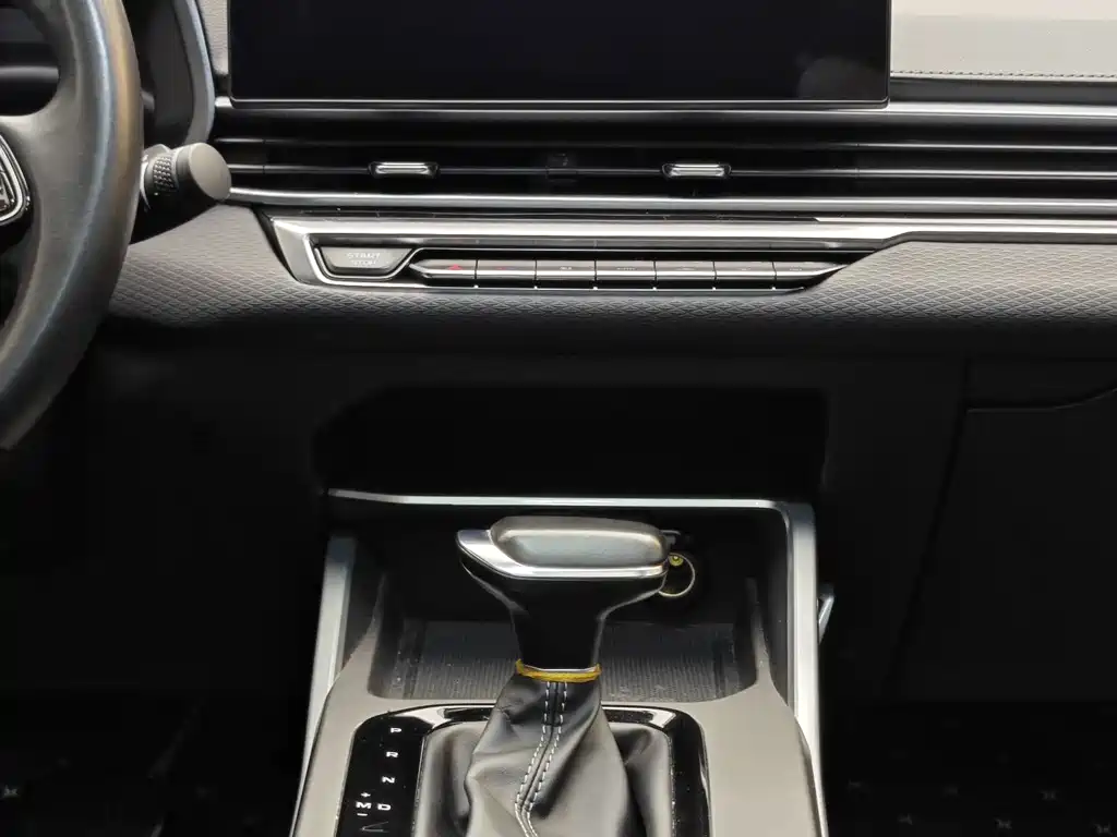 Geely Emgrand — миниатюра 18