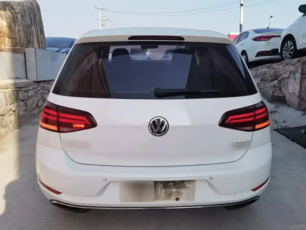Volkswagen Golf — миниатюра 6