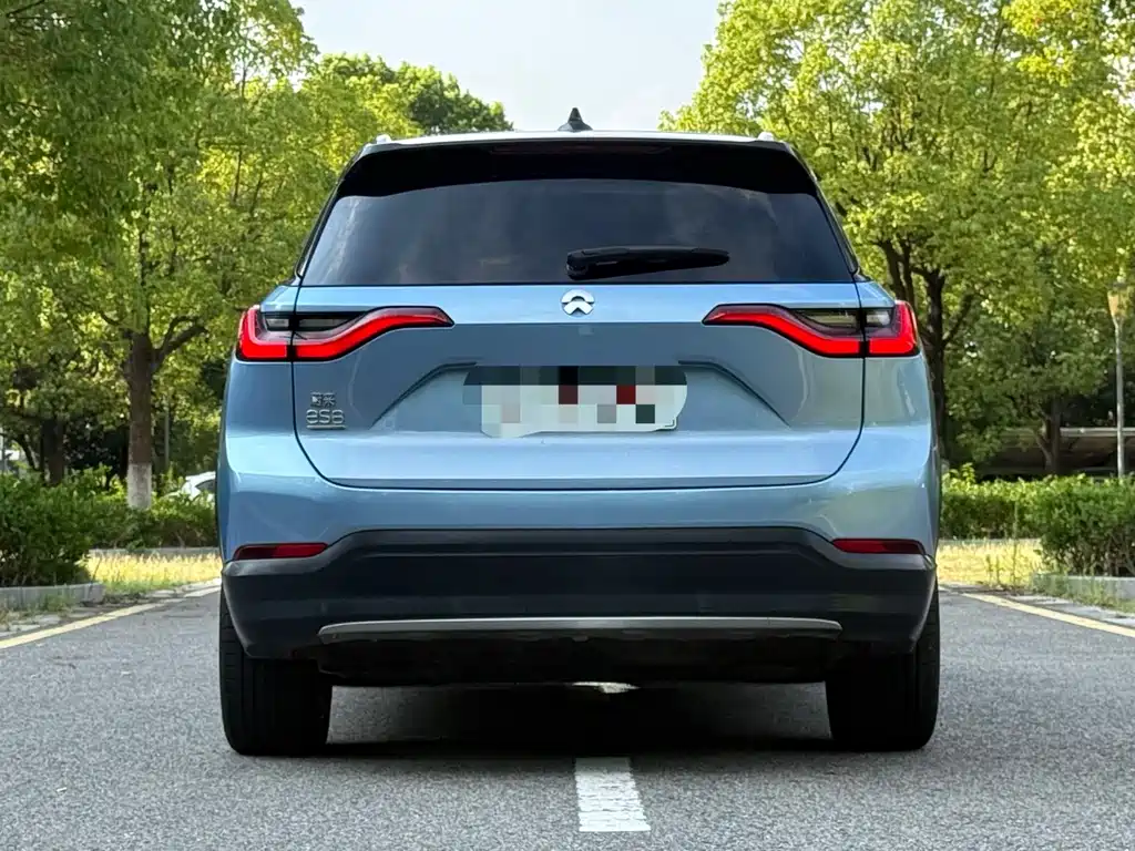 NIO ES8 — миниатюра 5