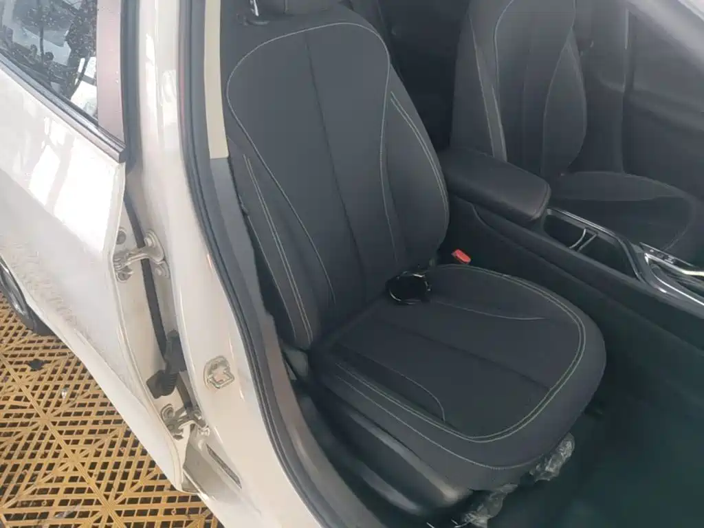 Buick Verano — миниатюра 25