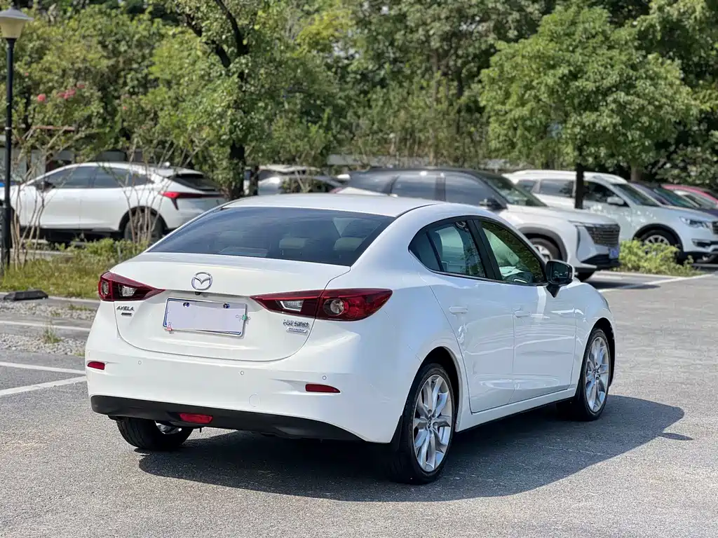 Mazda 3 Axela — миниатюра 6